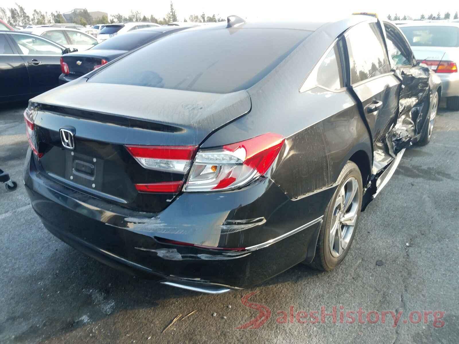 1HGCV1F43JA077487 2018 HONDA ACCORD