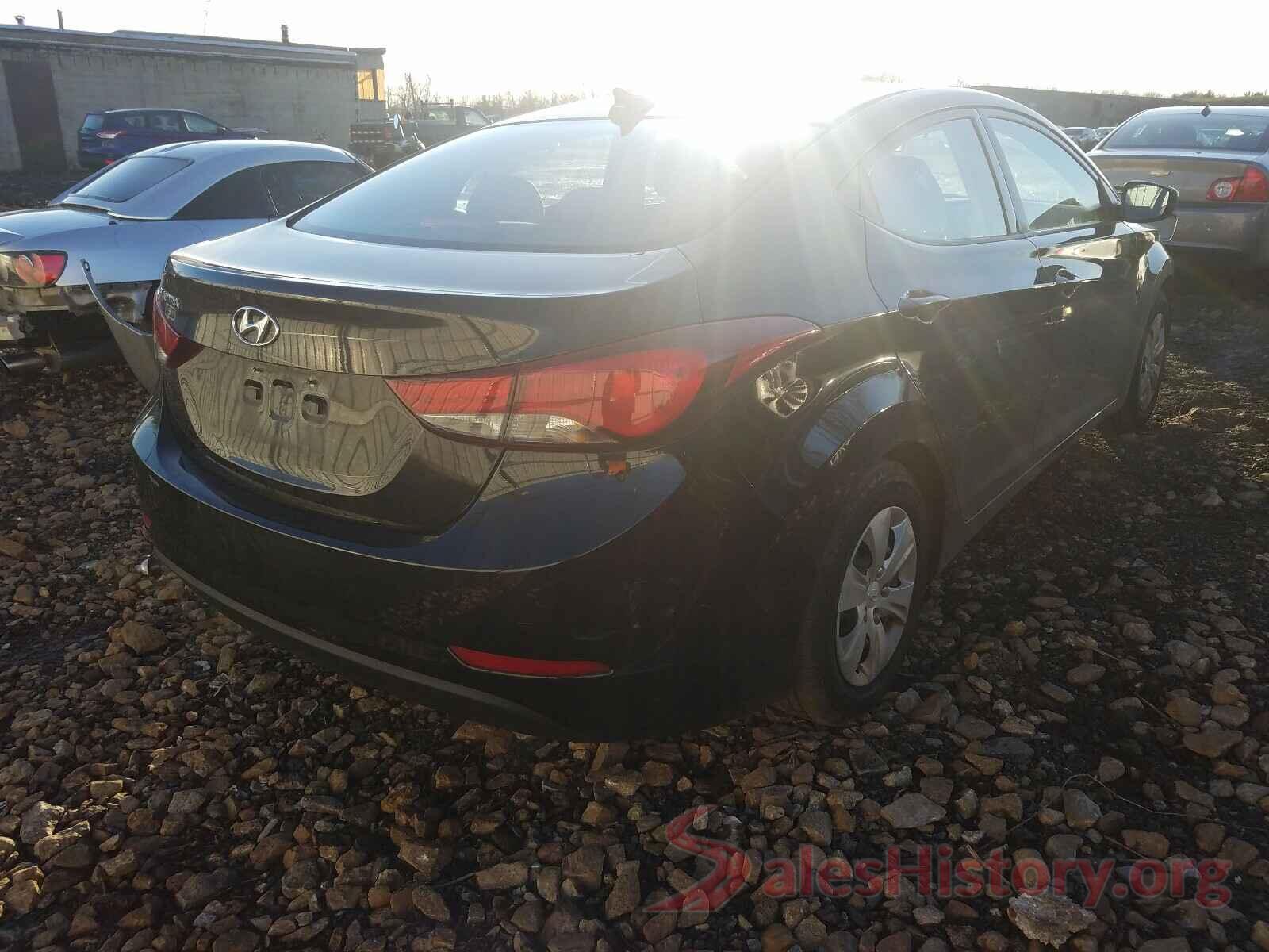 5NPDH4AE8GH698107 2016 HYUNDAI ELANTRA