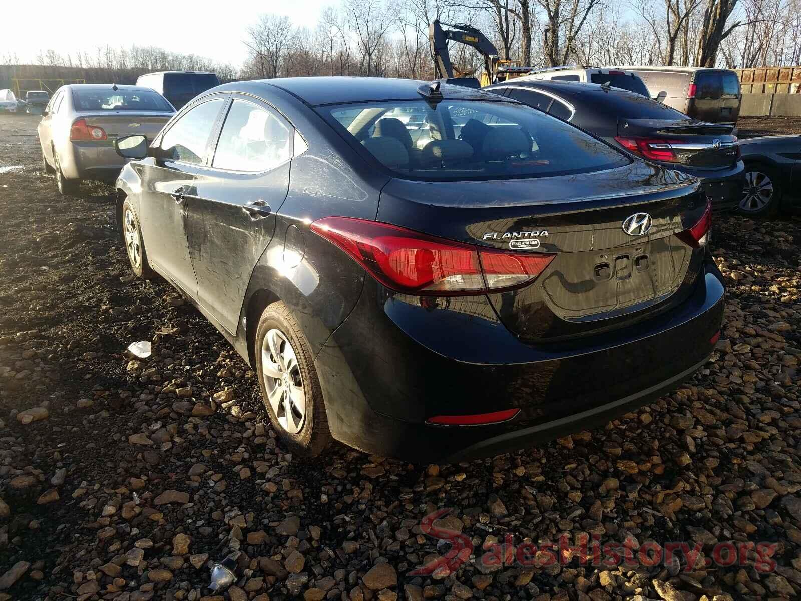 5NPDH4AE8GH698107 2016 HYUNDAI ELANTRA