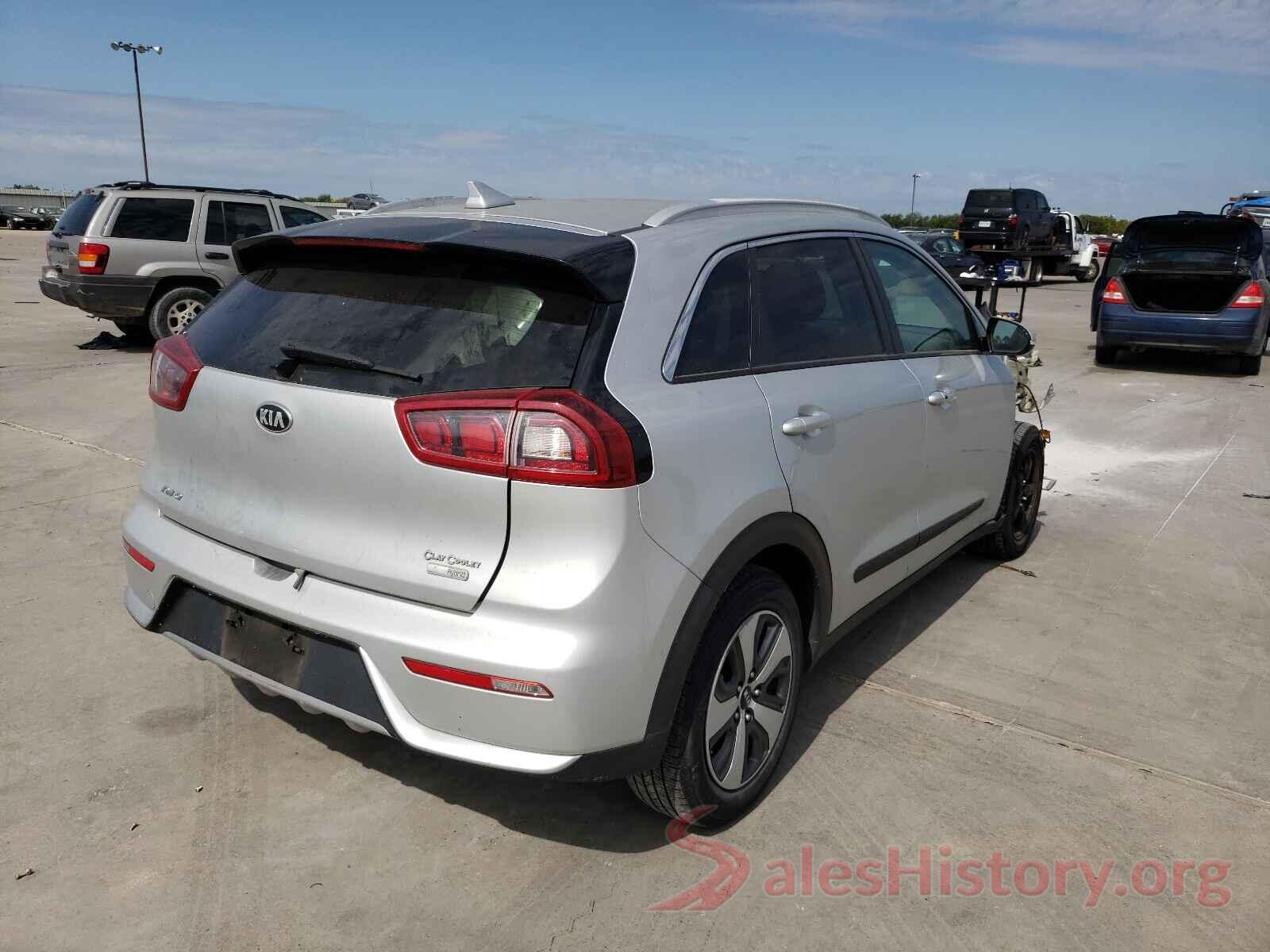 KNDCC3LC5J5124409 2018 KIA NIRO