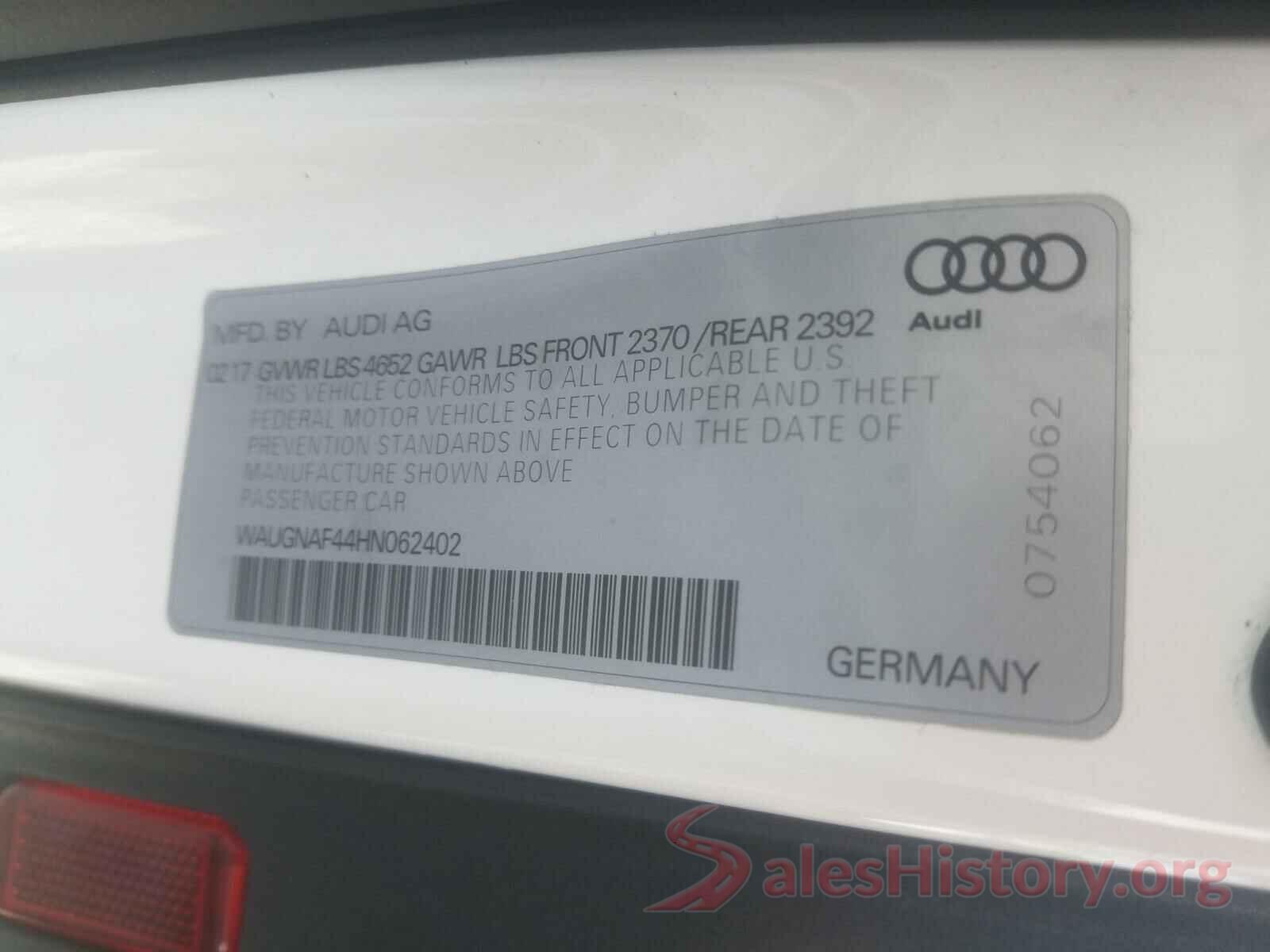 WAUGNAF44HN062402 2017 AUDI A4