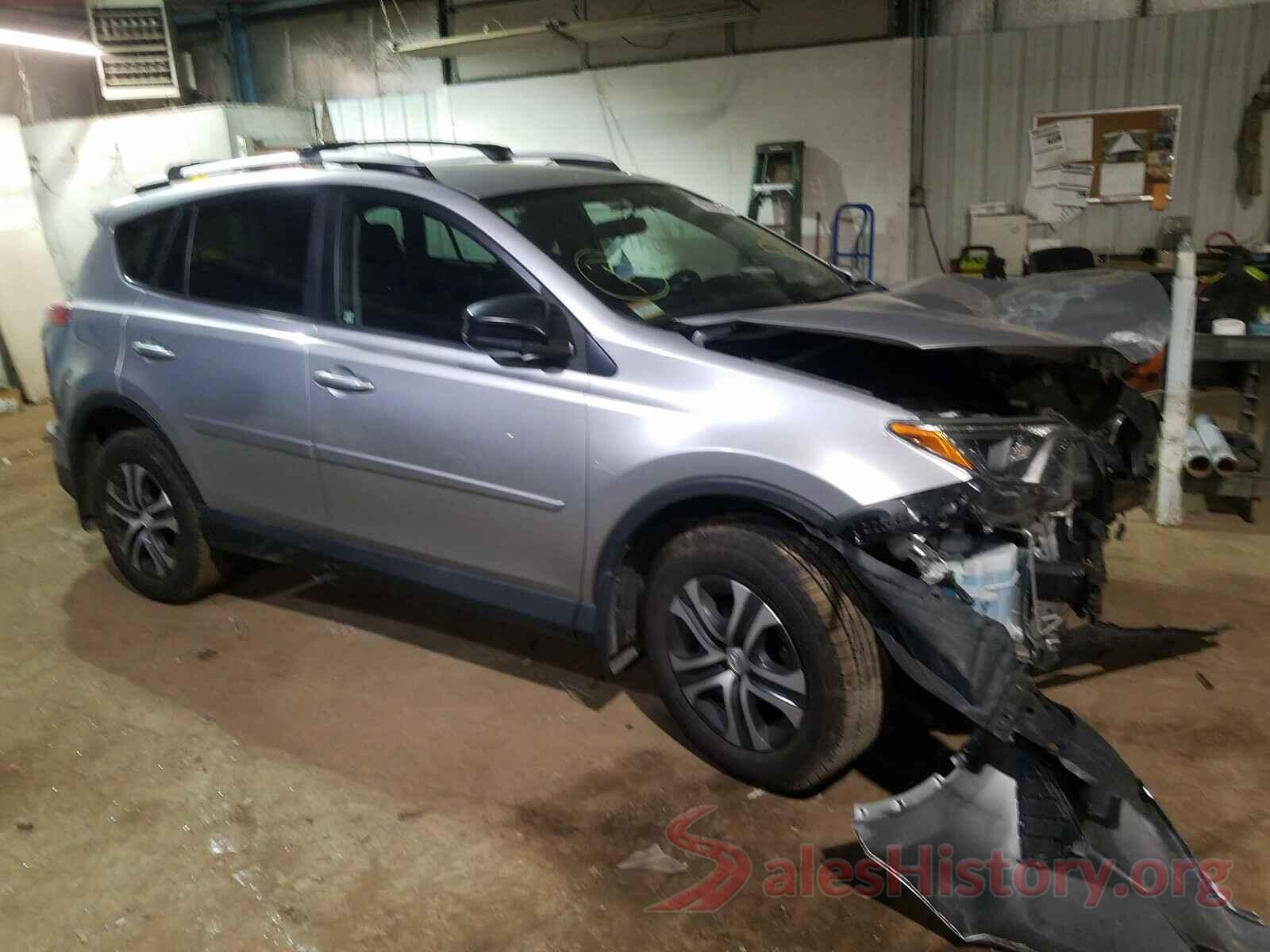 2T3BFREV1GW465585 2016 TOYOTA RAV4