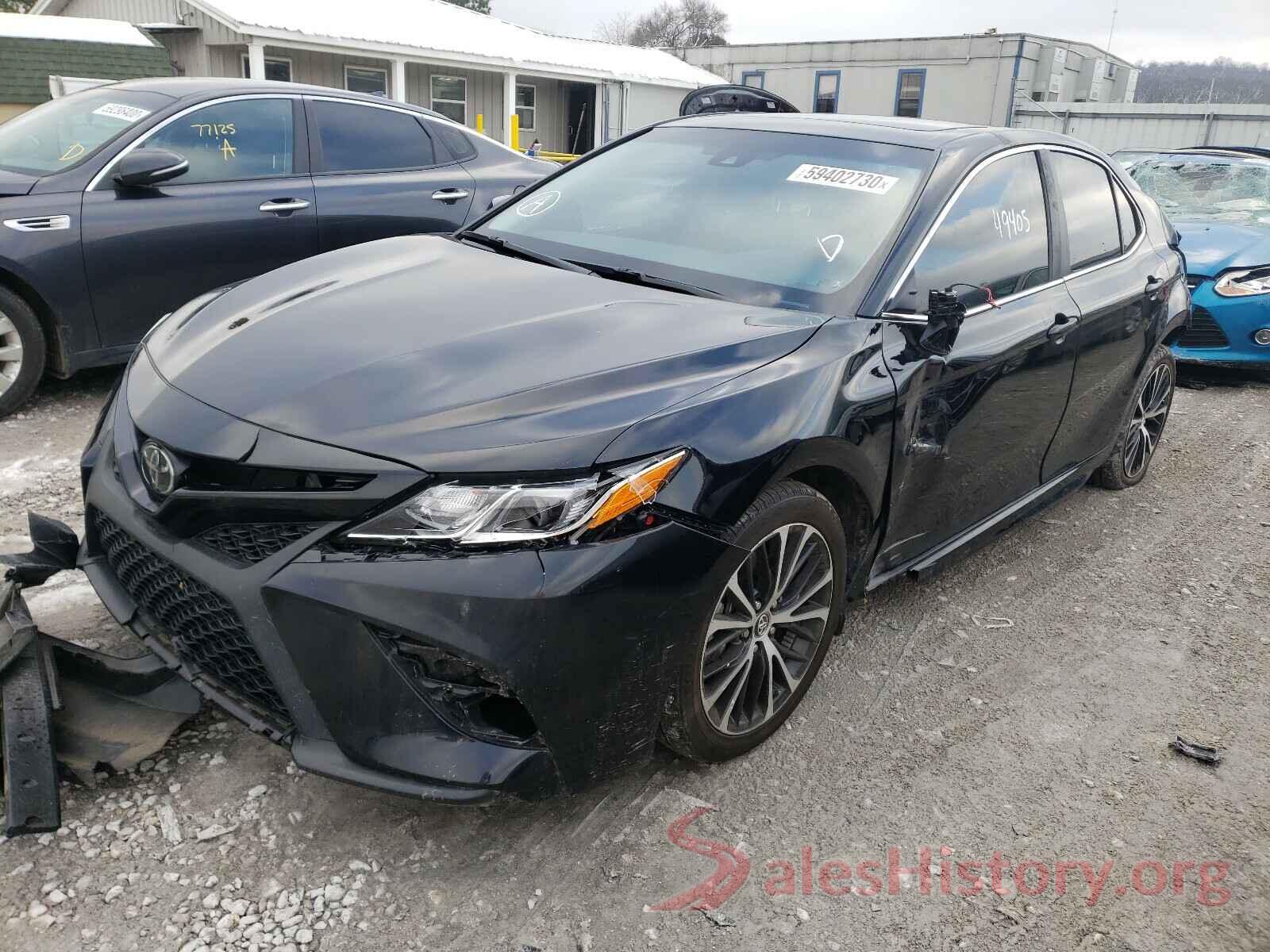 4T1B11HK1JU658868 2018 TOYOTA CAMRY