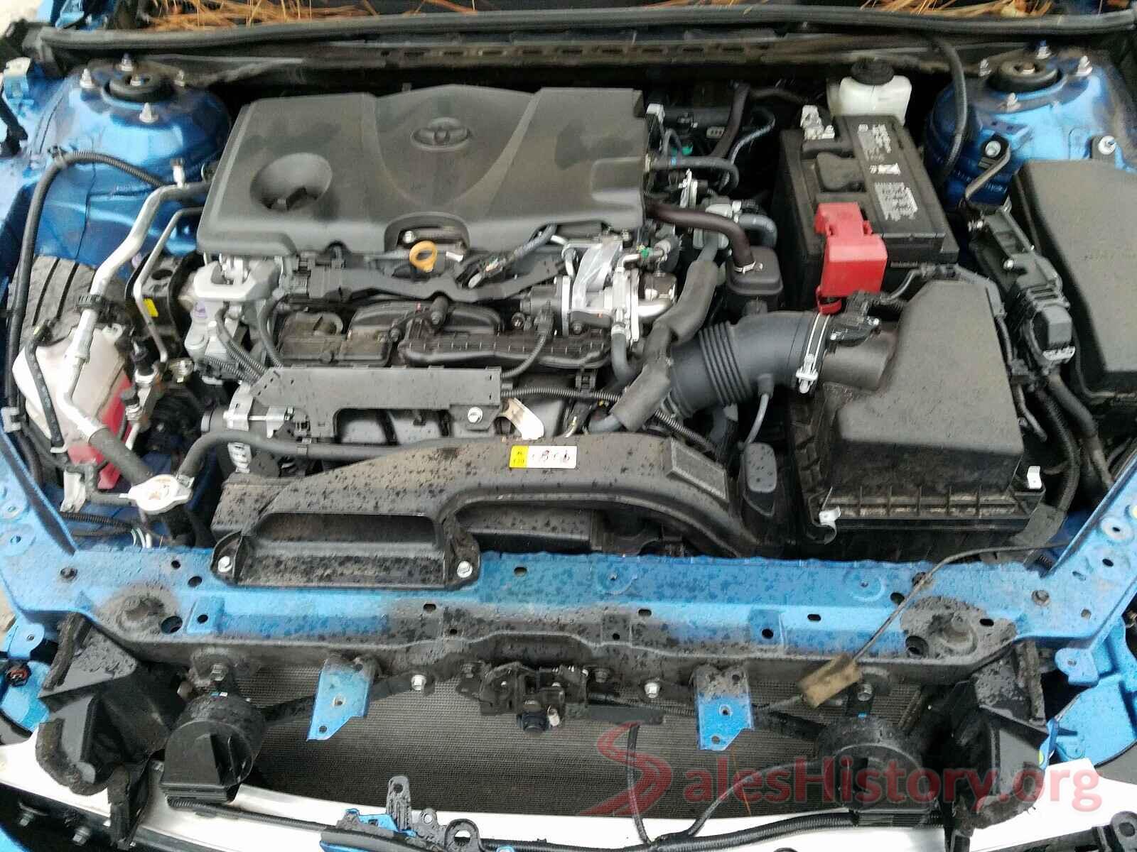 4T1B11HK4JU121976 2018 TOYOTA CAMRY