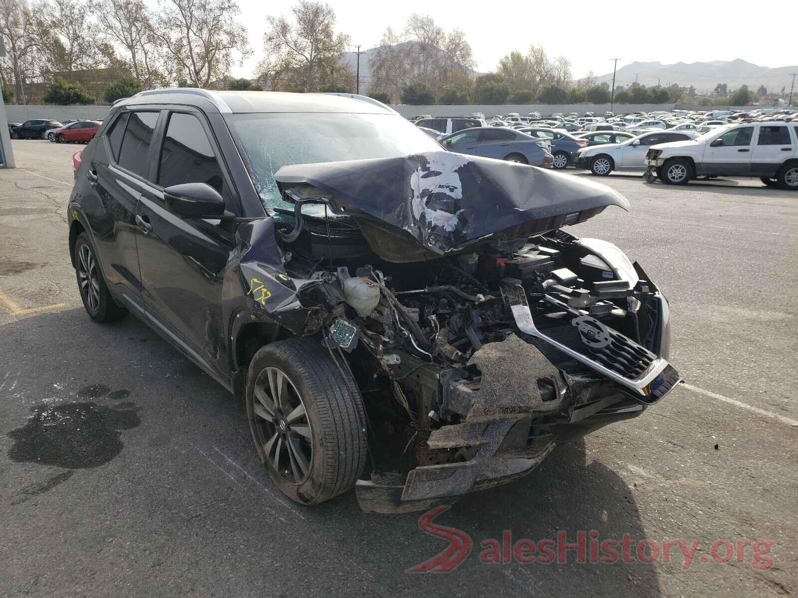 3N1CP5CU6KL556164 2019 NISSAN KICKS