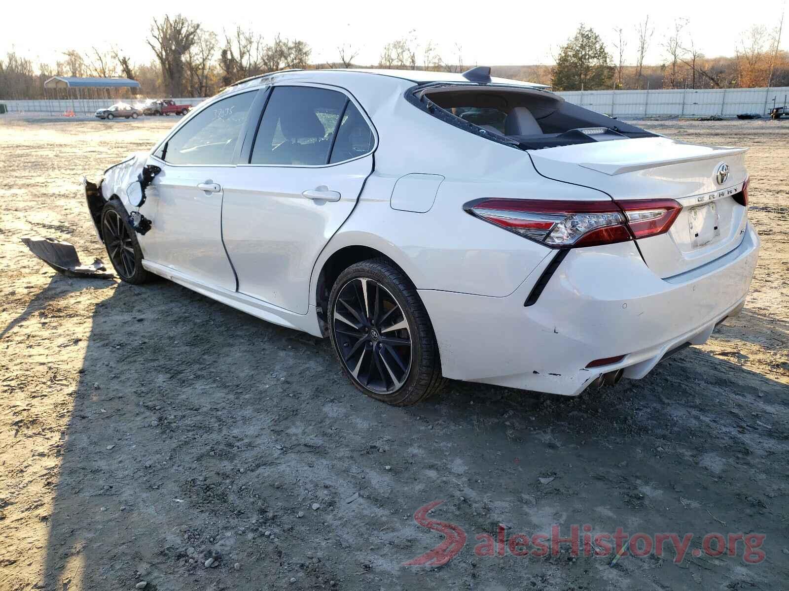 4T1B61HK3JU150824 2018 TOYOTA CAMRY