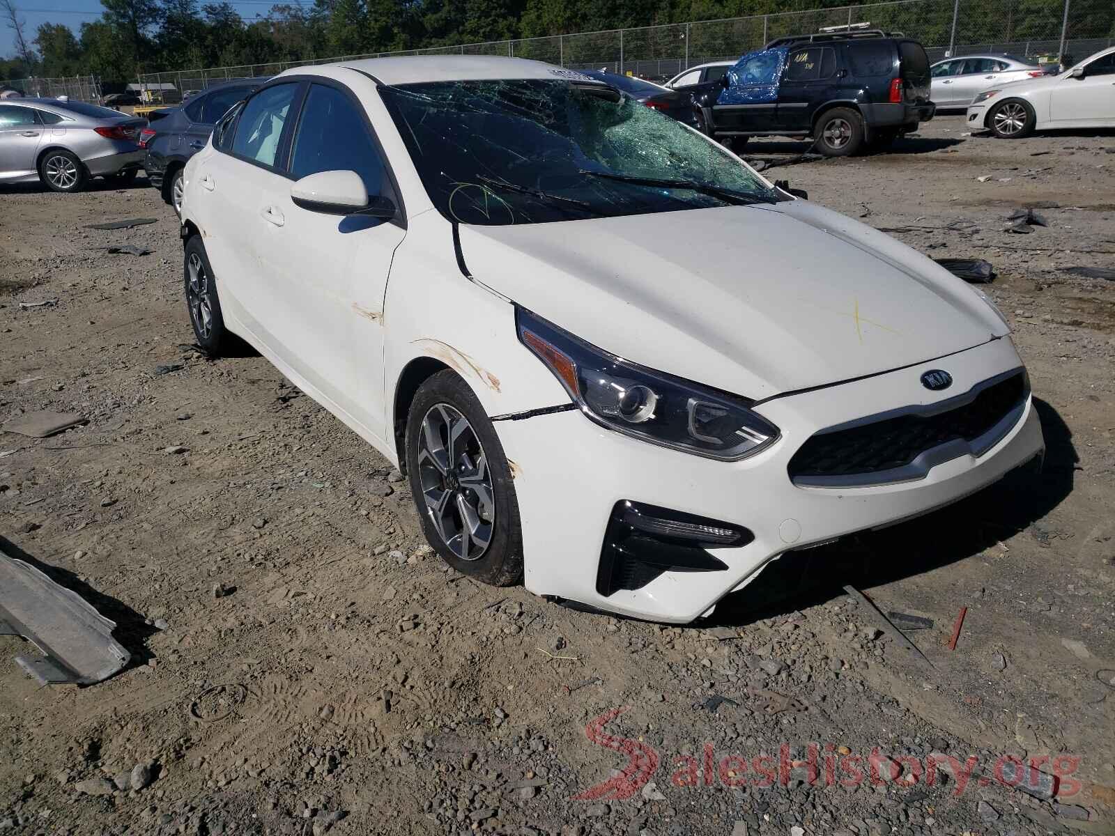 3KPF24AD7ME263077 2021 KIA FORTE