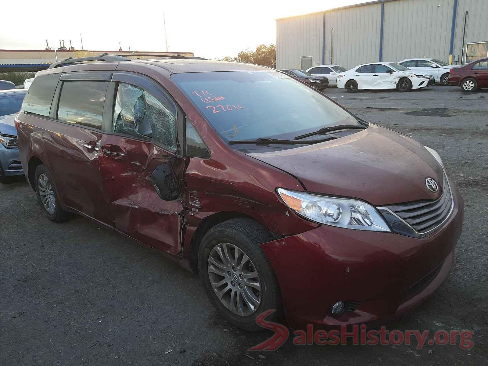 5TDYZ3DC0HS822997 2017 TOYOTA SIENNA