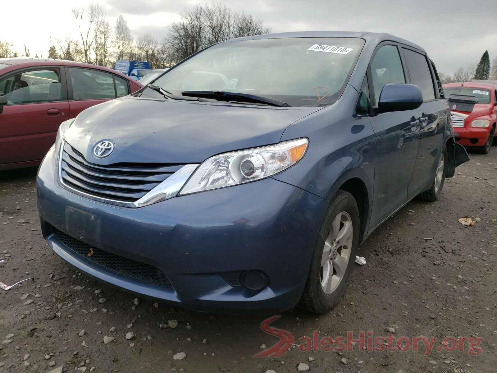 5TDKZ3DC6HS857307 2017 TOYOTA SIENNA