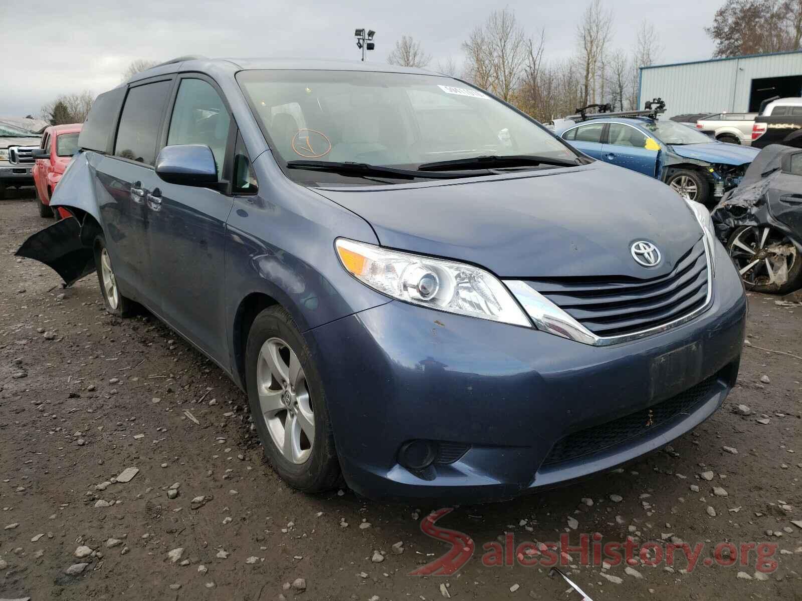 5TDKZ3DC6HS857307 2017 TOYOTA SIENNA