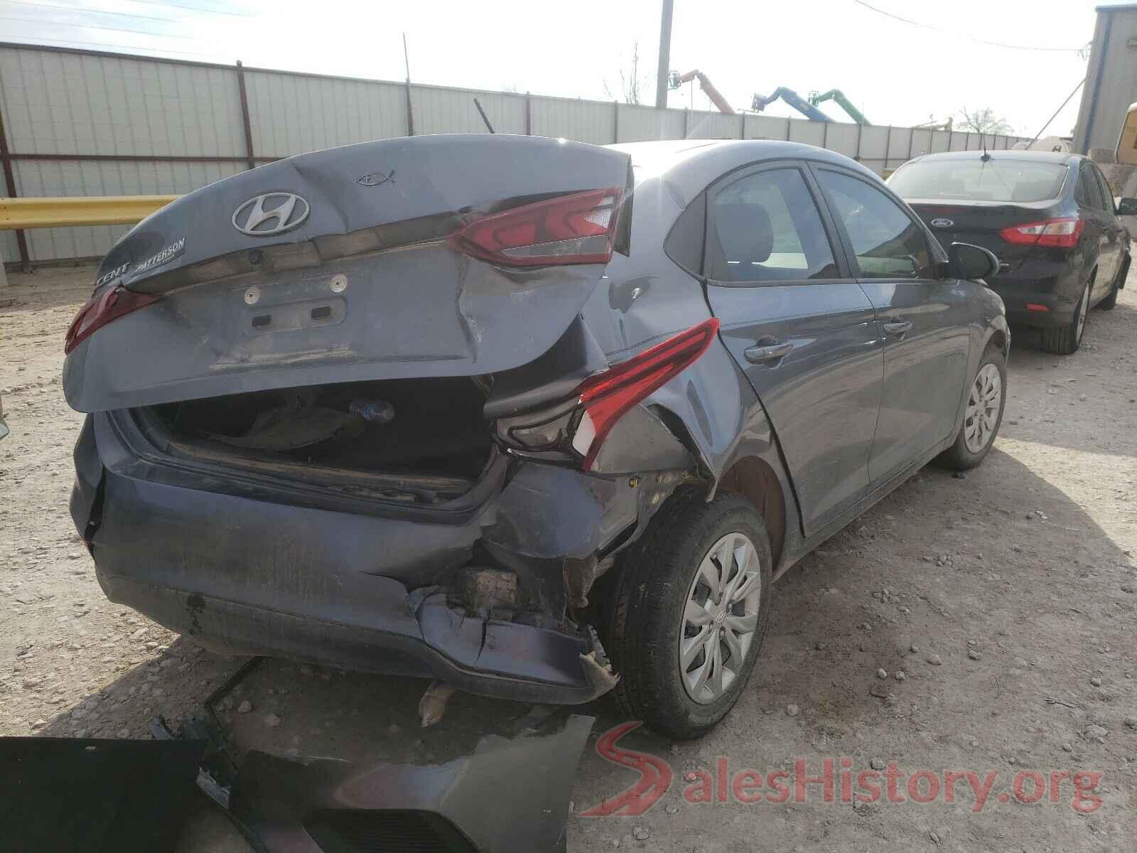 3KPC24A38JE033408 2018 HYUNDAI ACCENT