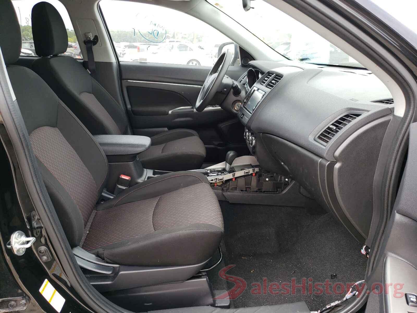 JA4AP3AUXKU005618 2019 MITSUBISHI OUTLANDER