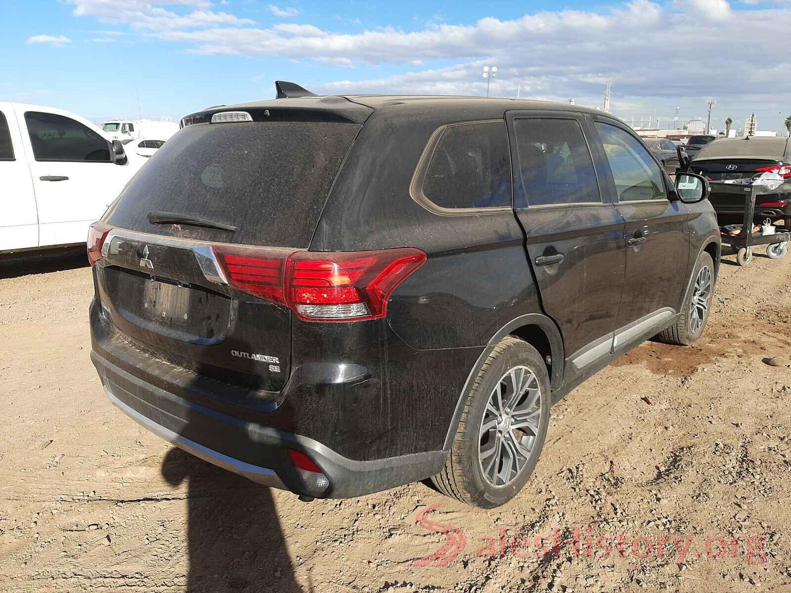 JA4AD3A33JZ023668 2018 MITSUBISHI OUTLANDER