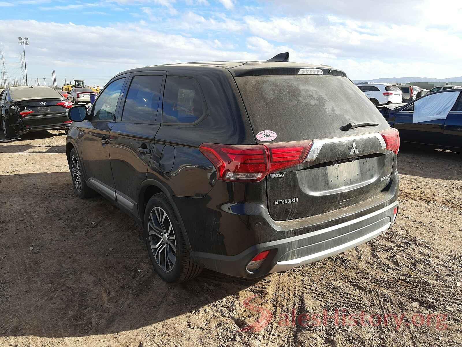 JA4AD3A33JZ023668 2018 MITSUBISHI OUTLANDER