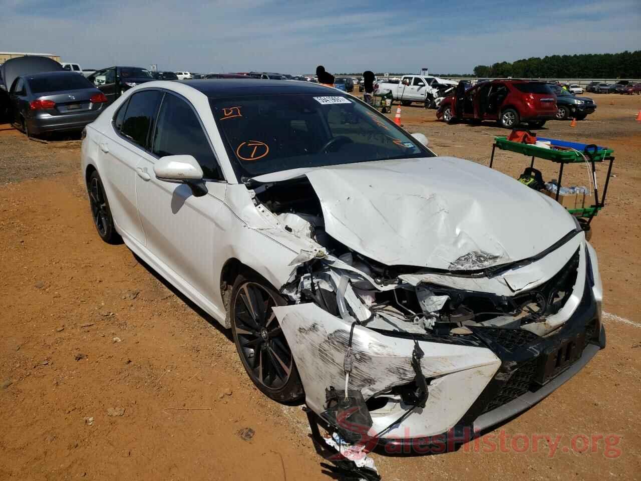 4T1B61HK8KU842319 2019 TOYOTA CAMRY