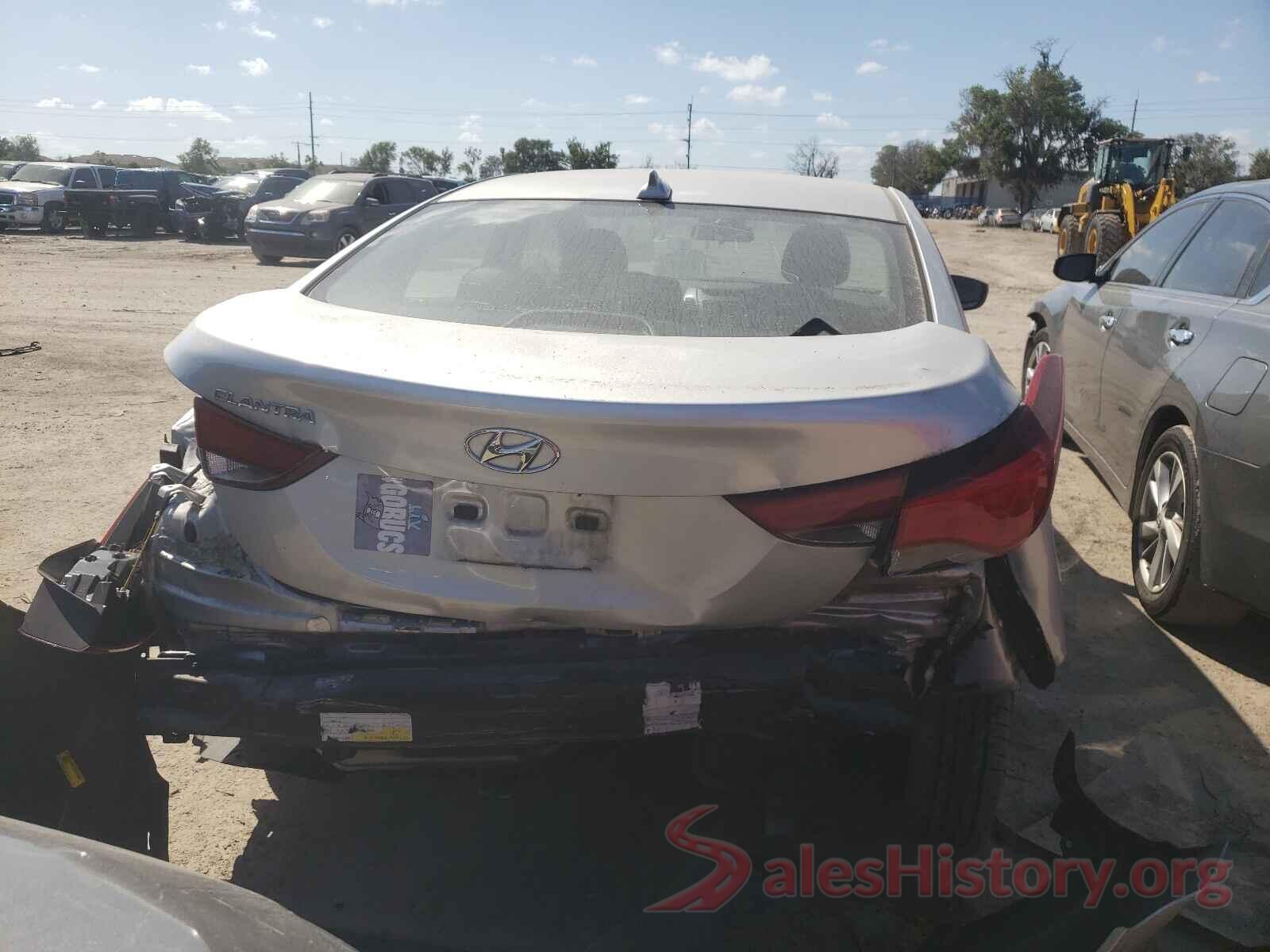 5NPDH4AE4GH727215 2016 HYUNDAI ELANTRA