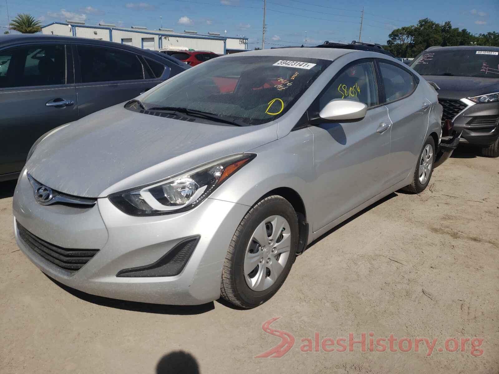 5NPDH4AE4GH727215 2016 HYUNDAI ELANTRA