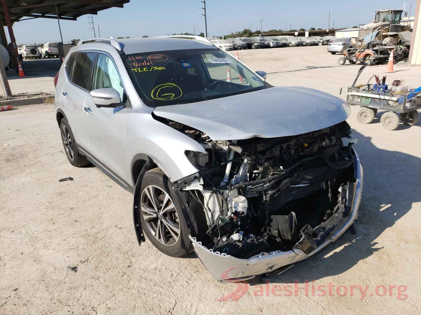 JN8AT2MT5JW466117 2018 NISSAN ROGUE