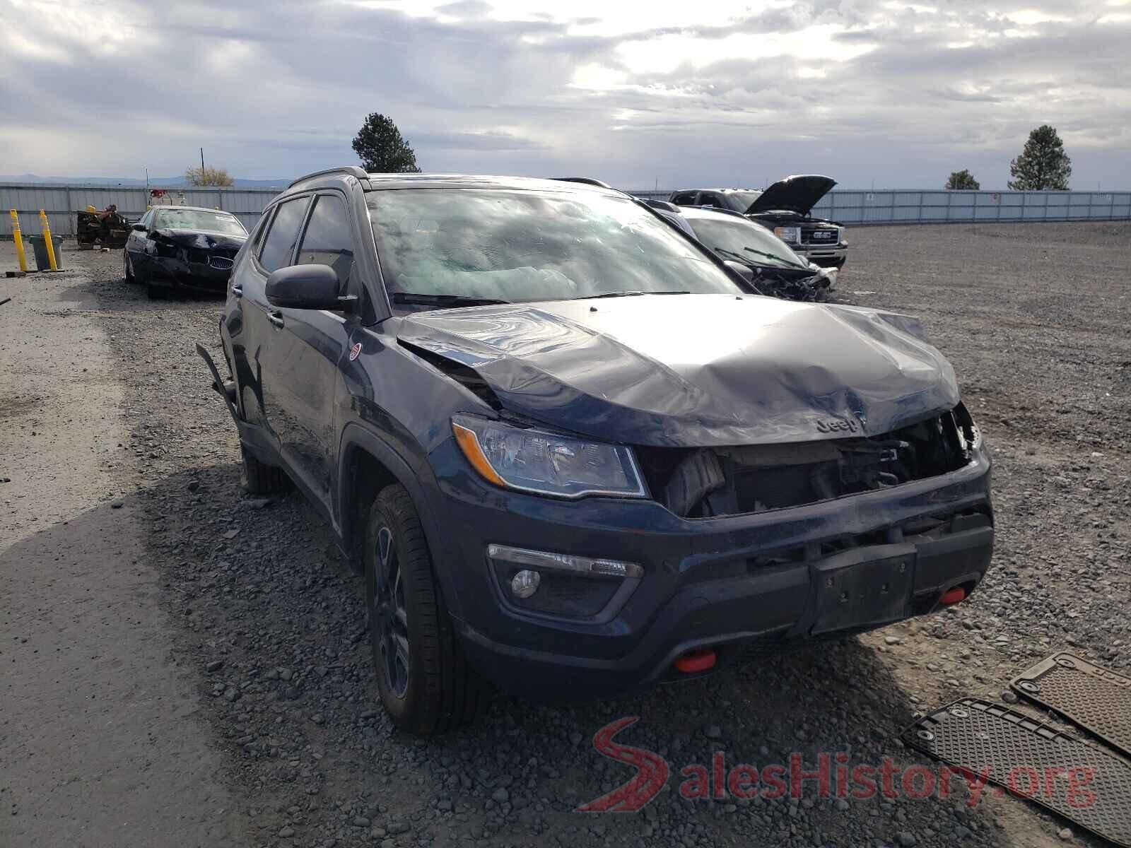 3C4NJDDB2JT482626 2018 JEEP COMPASS