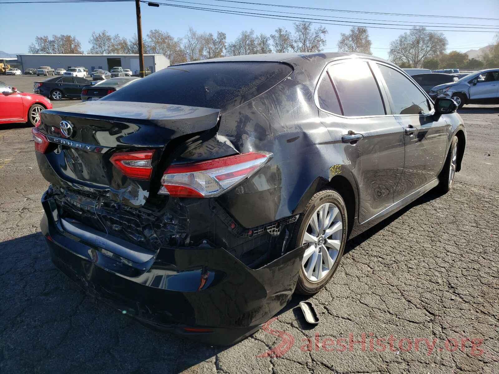 JTNB11HKXJ3036033 2018 TOYOTA CAMRY