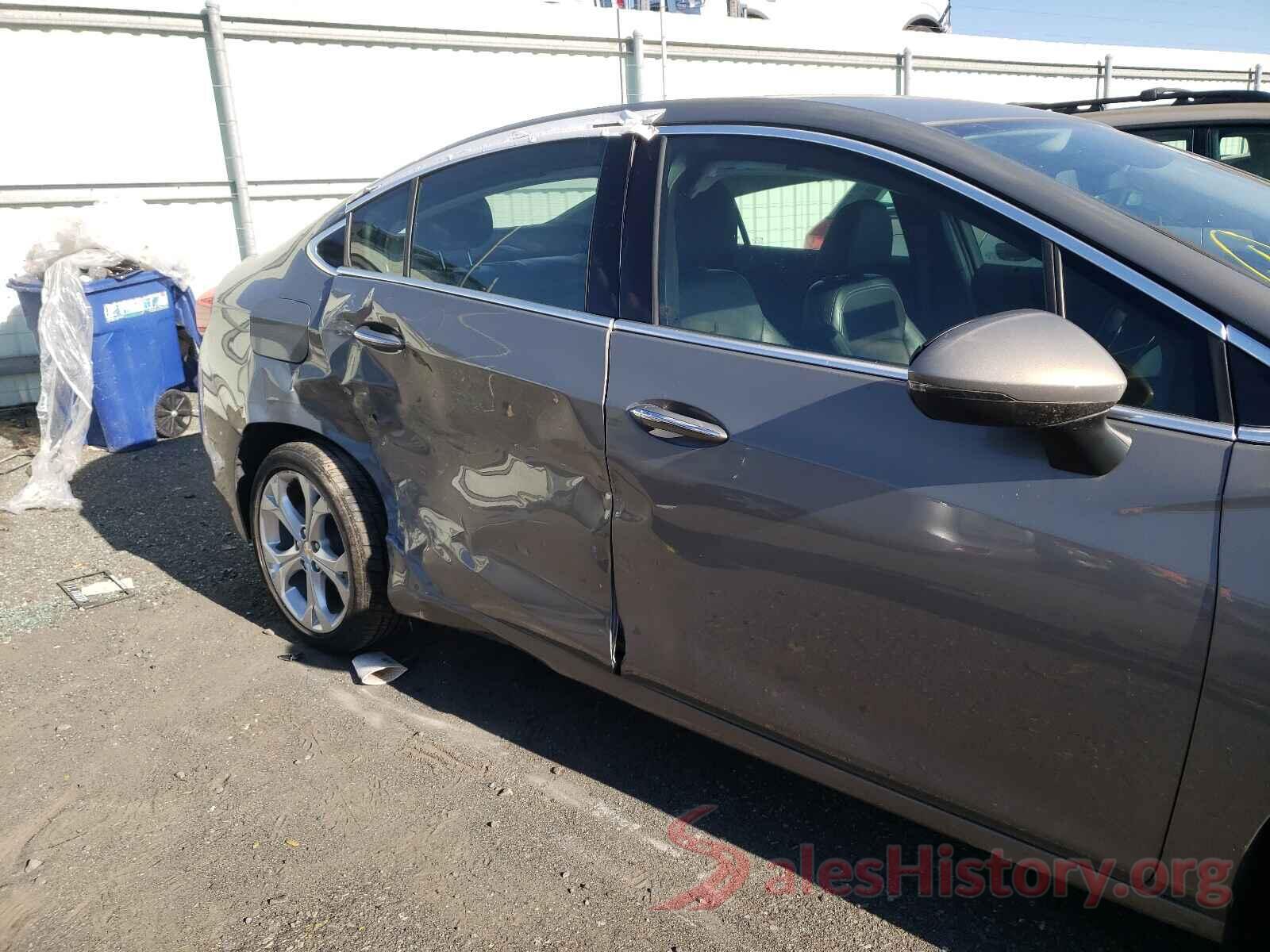 1G1BF5SM5J7237282 2018 CHEVROLET CRUZE