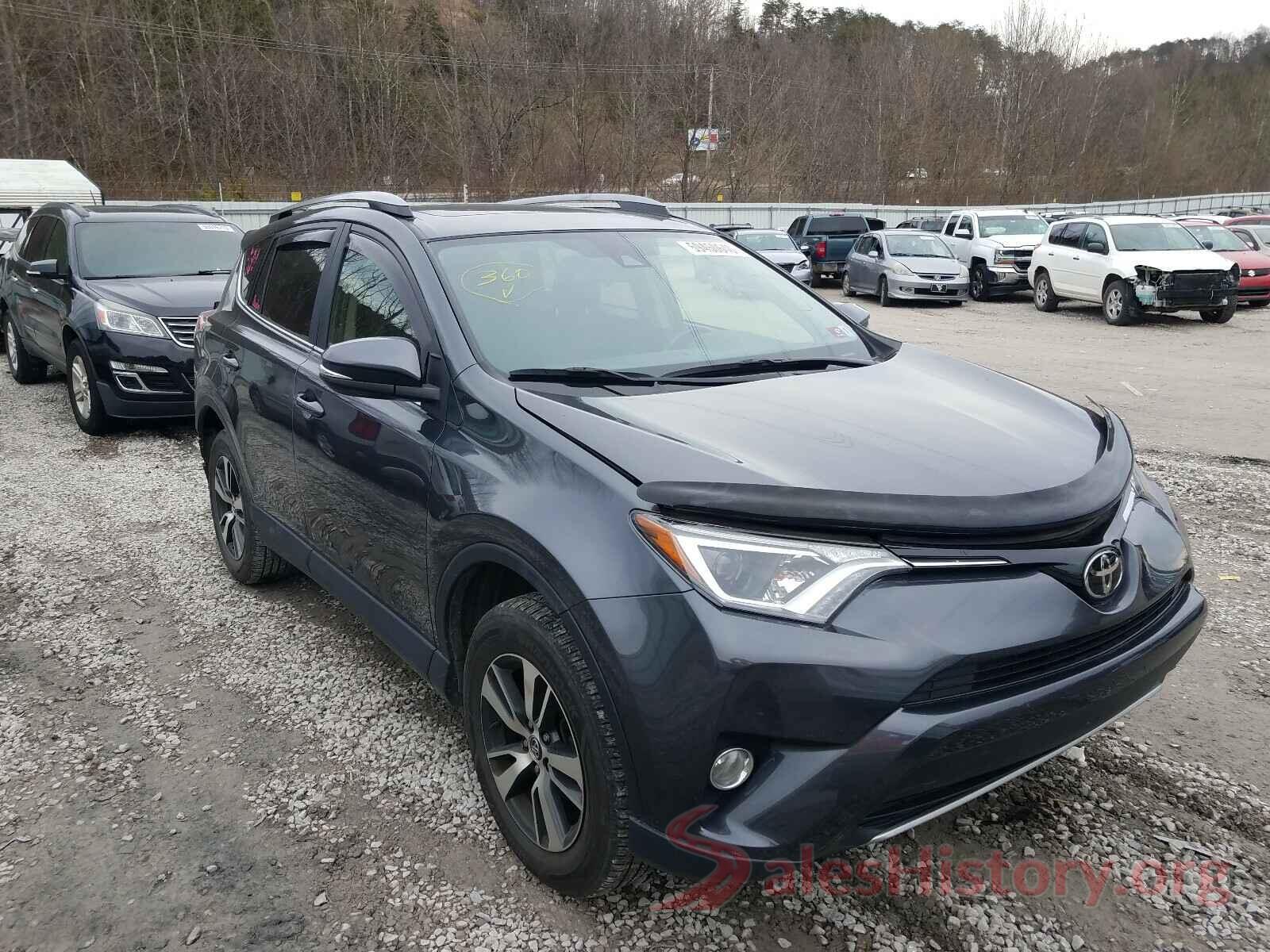 JTMRFREV3HJ708859 2017 TOYOTA RAV4