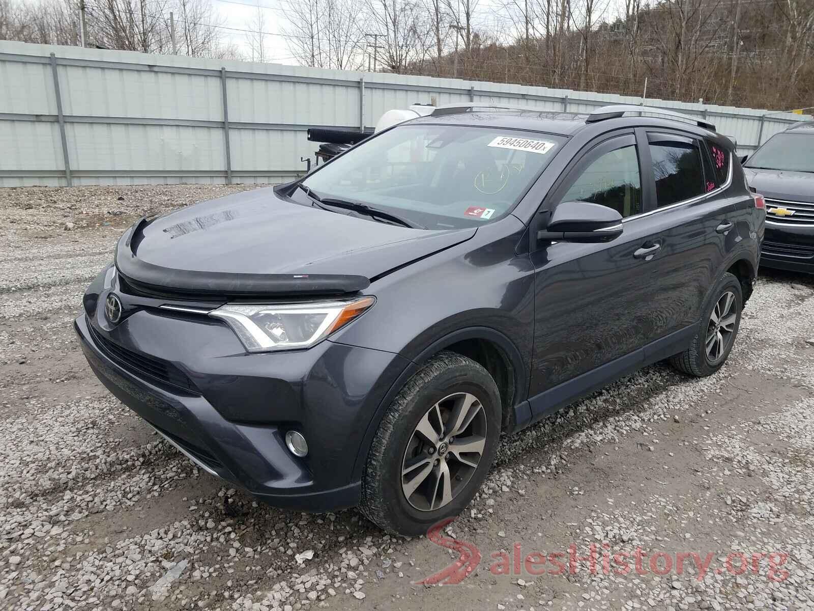 JTMRFREV3HJ708859 2017 TOYOTA RAV4