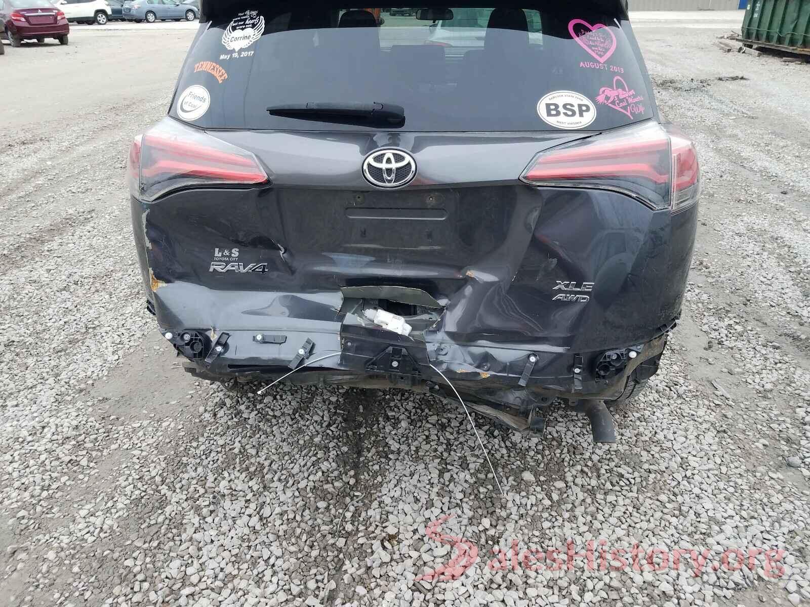 JTMRFREV3HJ708859 2017 TOYOTA RAV4