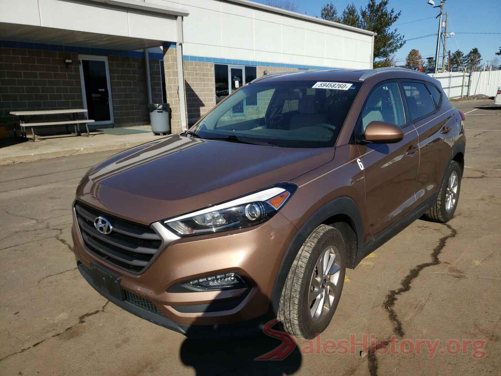 KM8J3CA46GU139353 2016 HYUNDAI TUCSON