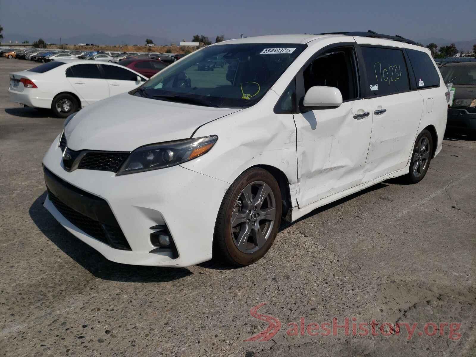 5TDXZ3DC9KS002467 2019 TOYOTA SIENNA