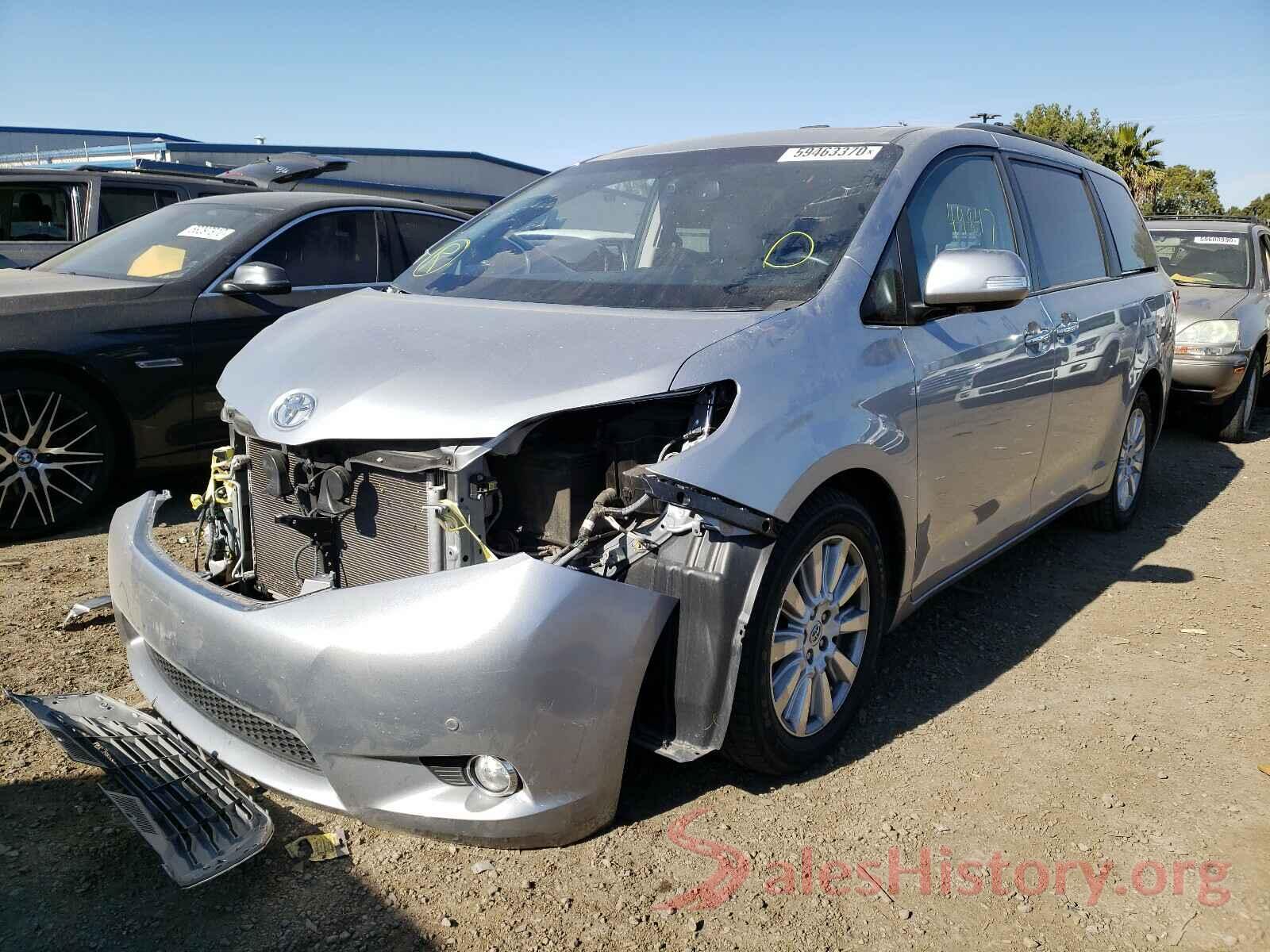 5TDYZ3DC0HS867065 2017 TOYOTA SIENNA