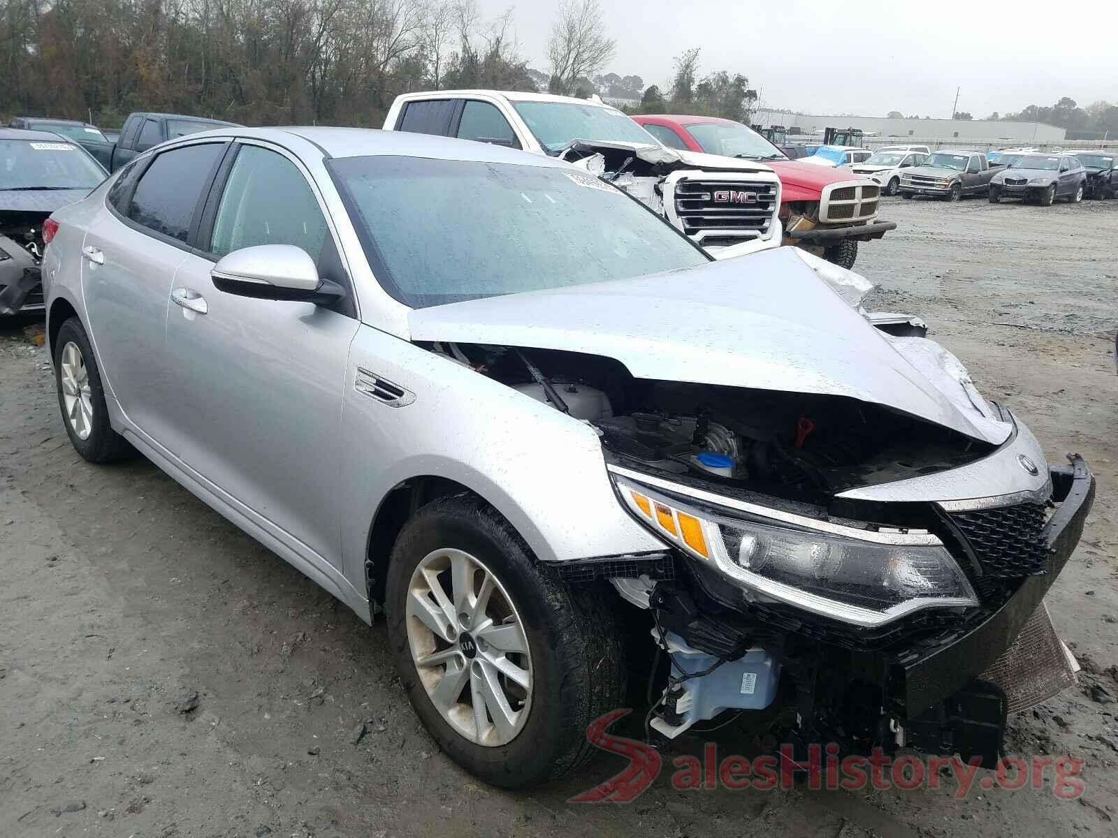 5XXGT4L32JG210585 2018 KIA OPTIMA