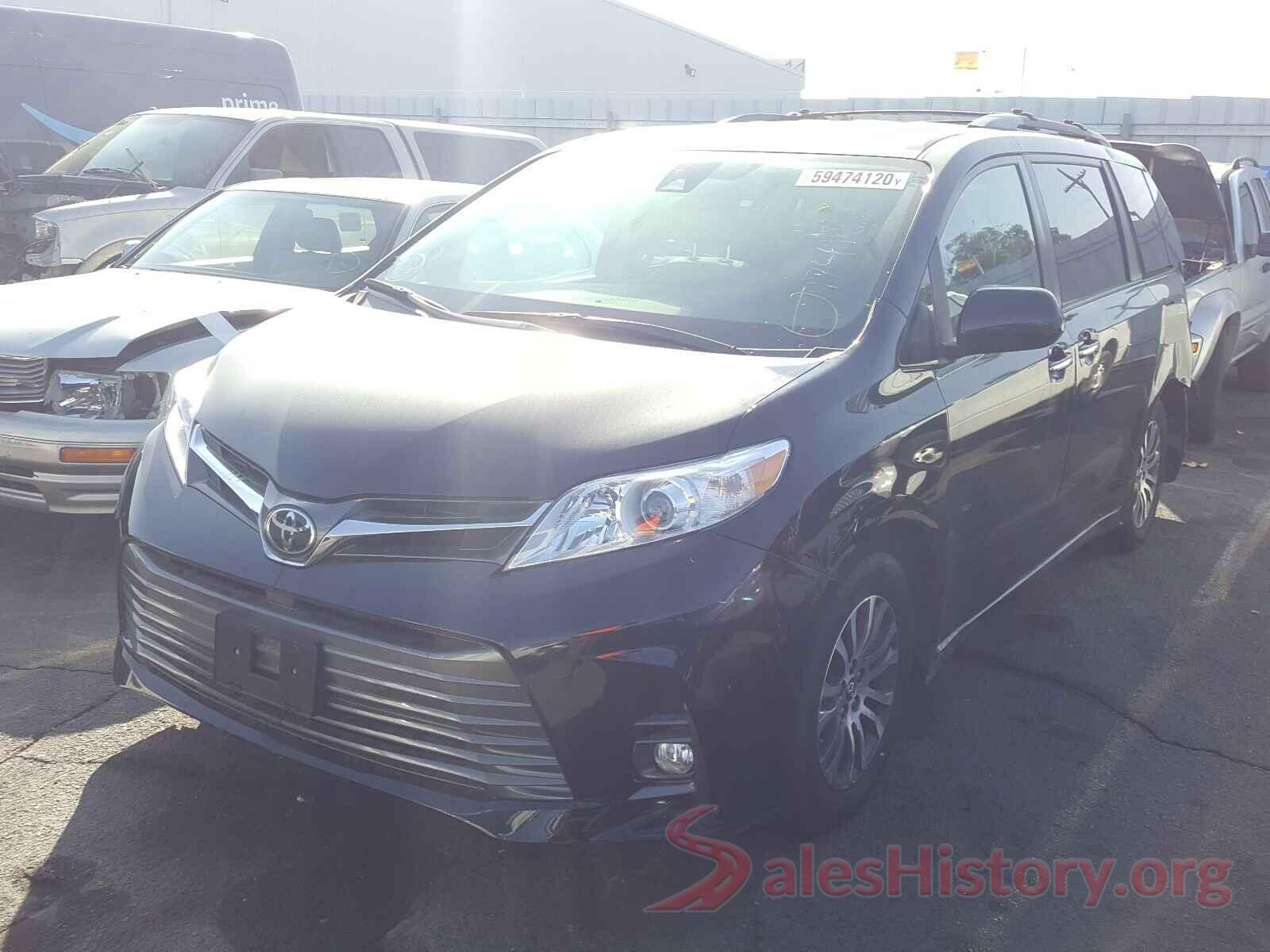 5TDYZ3DC9JS928435 2018 TOYOTA SIENNA