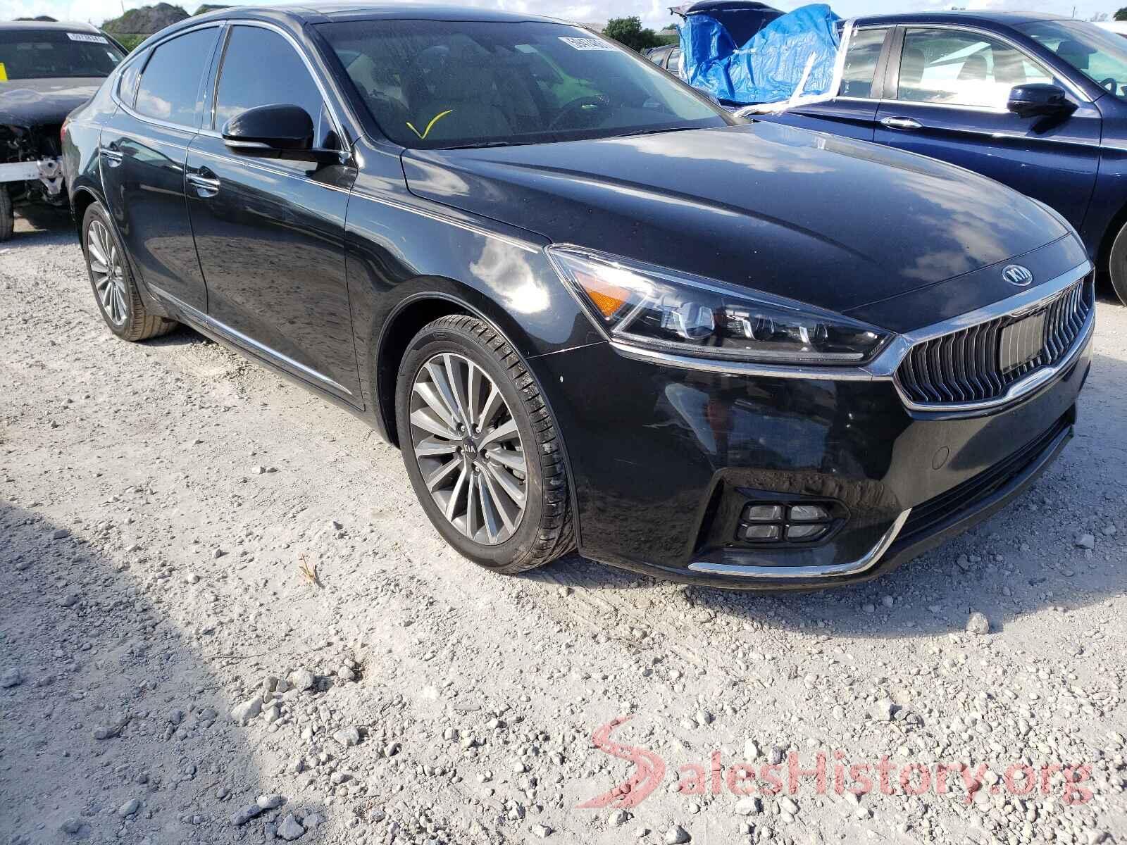 KNALC4J13H5084538 2017 KIA CADENZA