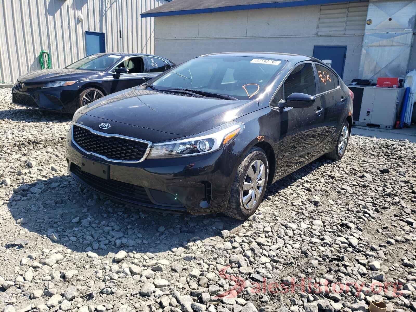 3KPFK4A77HE102874 2017 KIA FORTE