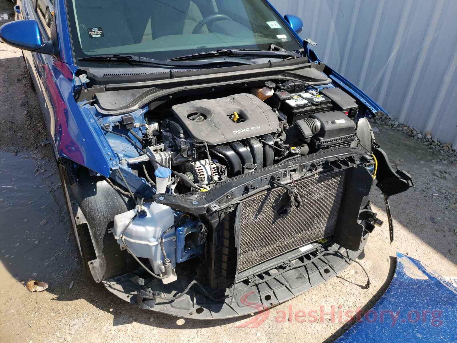 5NPD74LF5JH261598 2018 HYUNDAI ELANTRA