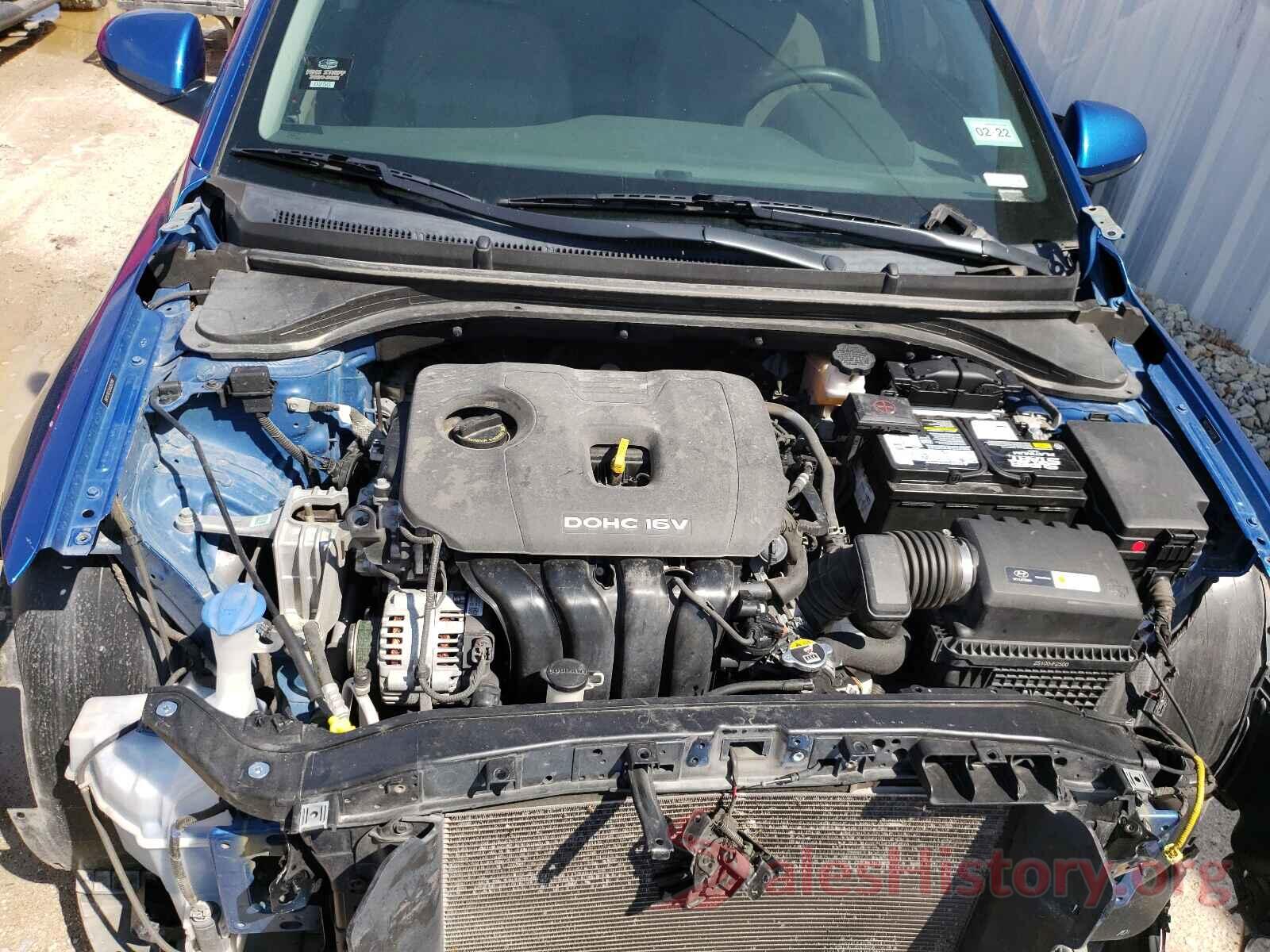 5NPD74LF5JH261598 2018 HYUNDAI ELANTRA