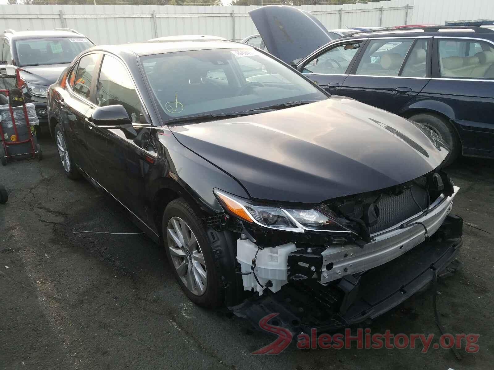 4T1B11HK2KU800789 2019 TOYOTA CAMRY