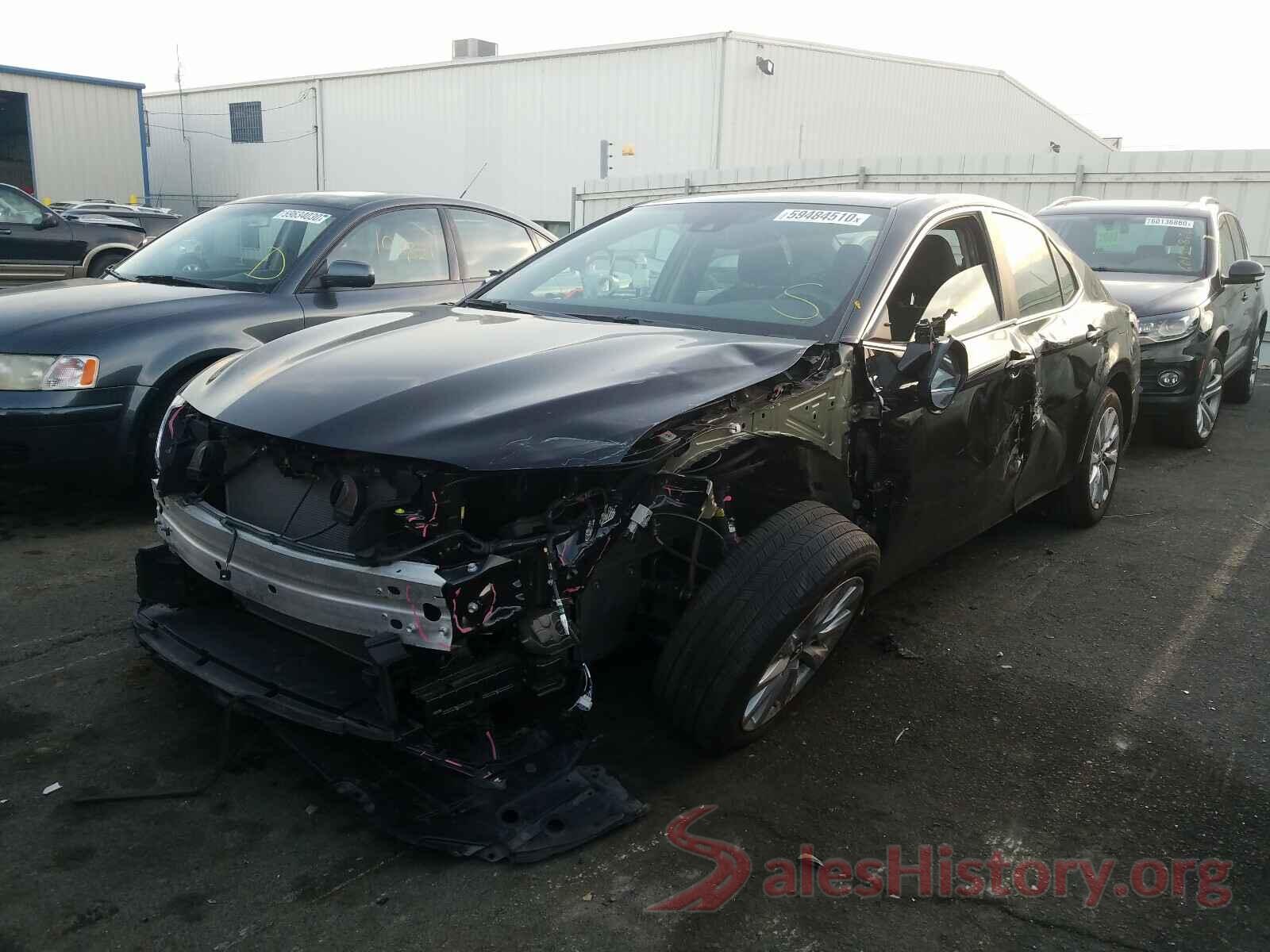 4T1B11HK2KU800789 2019 TOYOTA CAMRY