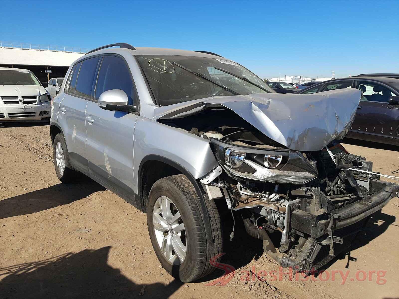 WVGAV7AX8HK023001 2017 VOLKSWAGEN TIGUAN