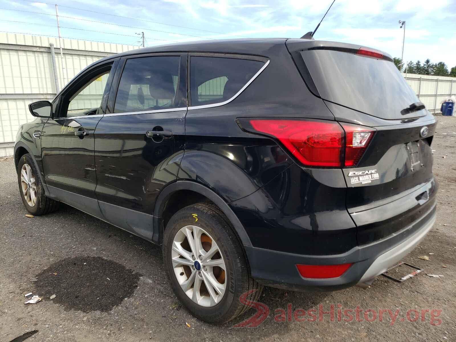 1FMCU9GD5KUA21626 2019 FORD ESCAPE