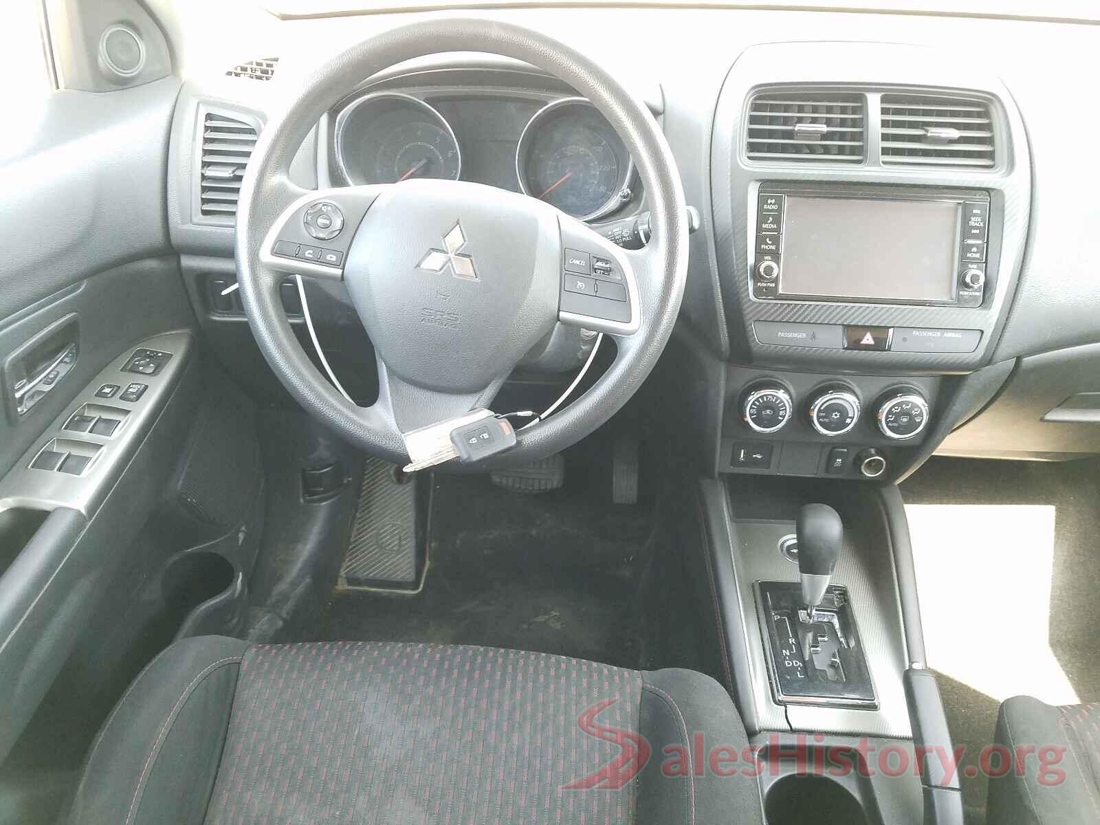 JA4AR3AU1KU007963 2019 MITSUBISHI OUTLANDER