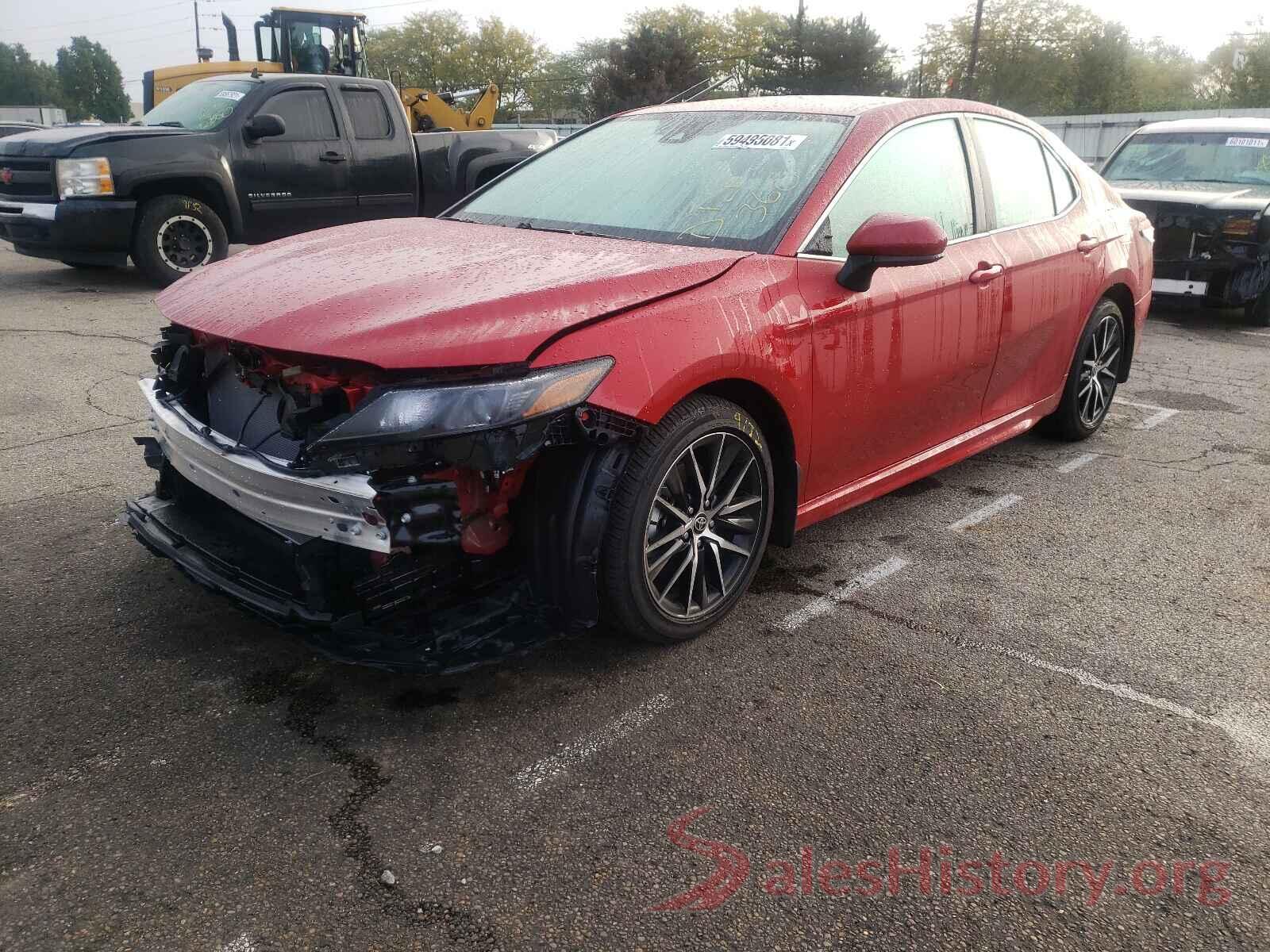 4T1G11AK7MU450868 2021 TOYOTA CAMRY