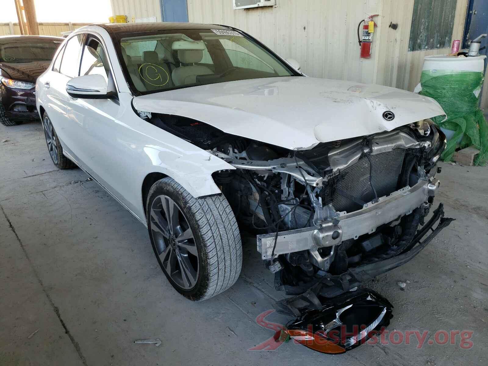 WDDWF4JB5JR392685 2018 MERCEDES-BENZ C CLASS