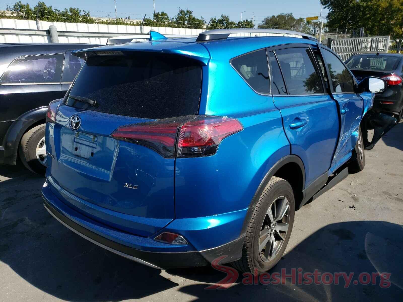 JTMWFREV5JJ728717 2018 TOYOTA RAV4