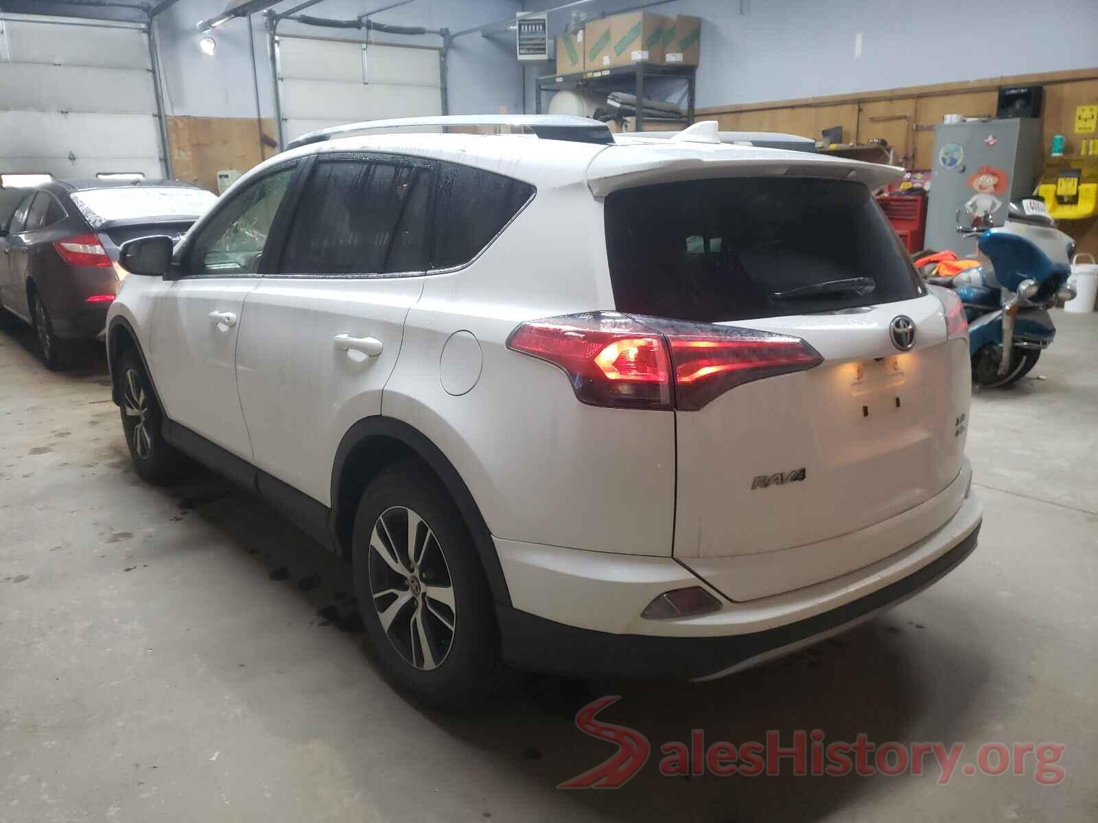 JTMRFREV9HJ131643 2017 TOYOTA RAV4