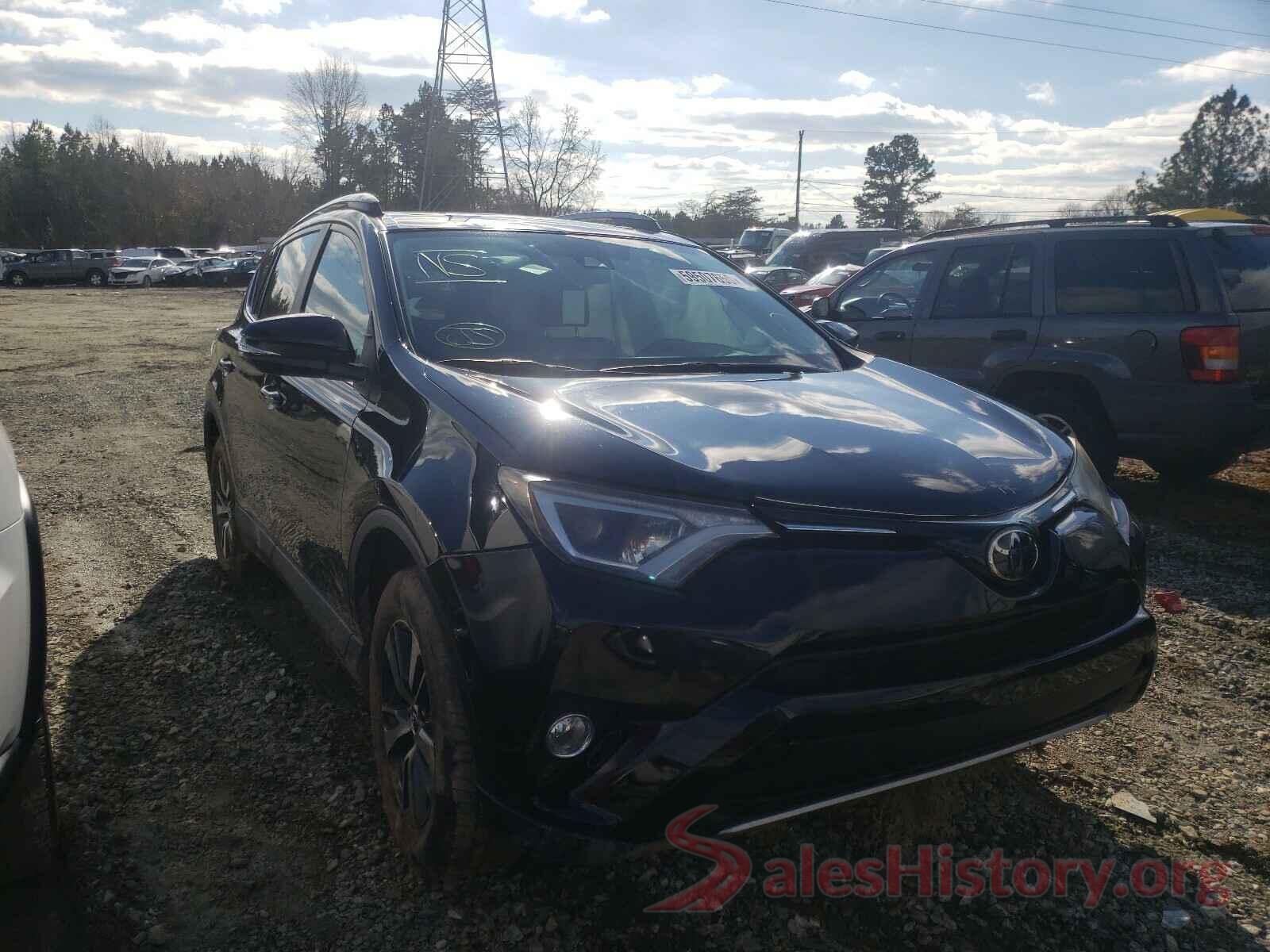 2T3RFREV7HW592468 2017 TOYOTA RAV4