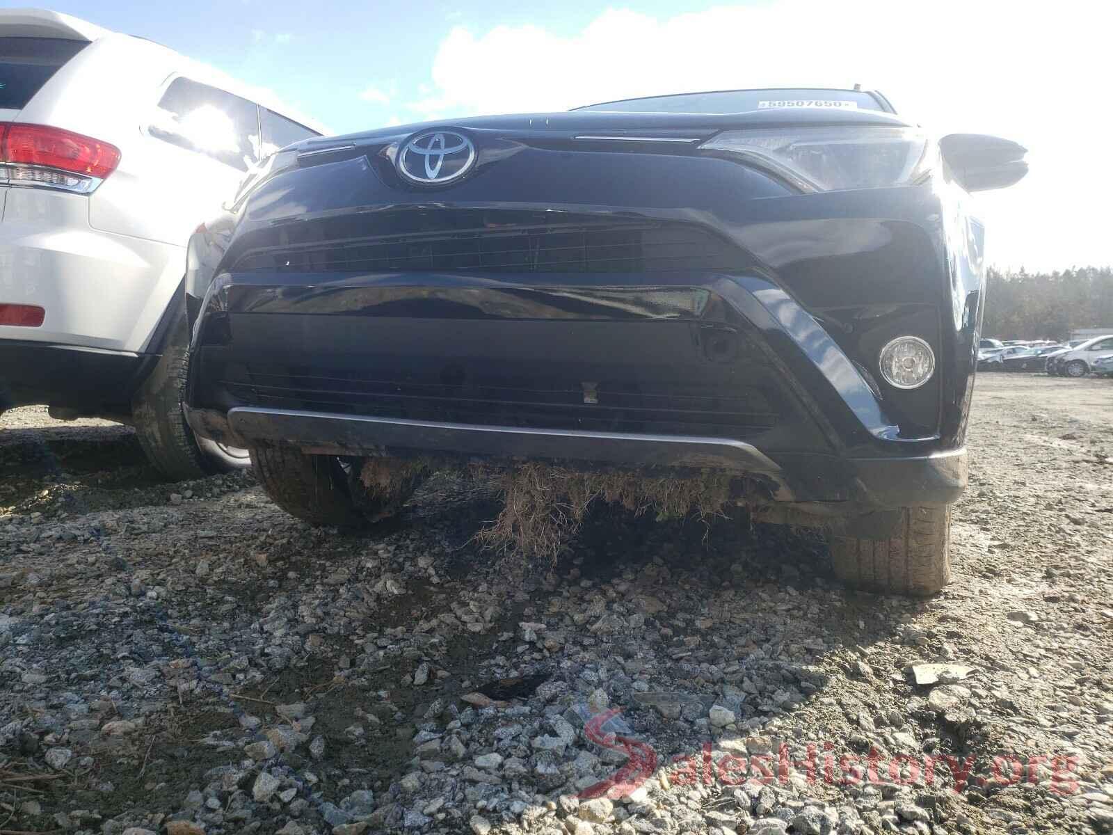 2T3RFREV7HW592468 2017 TOYOTA RAV4