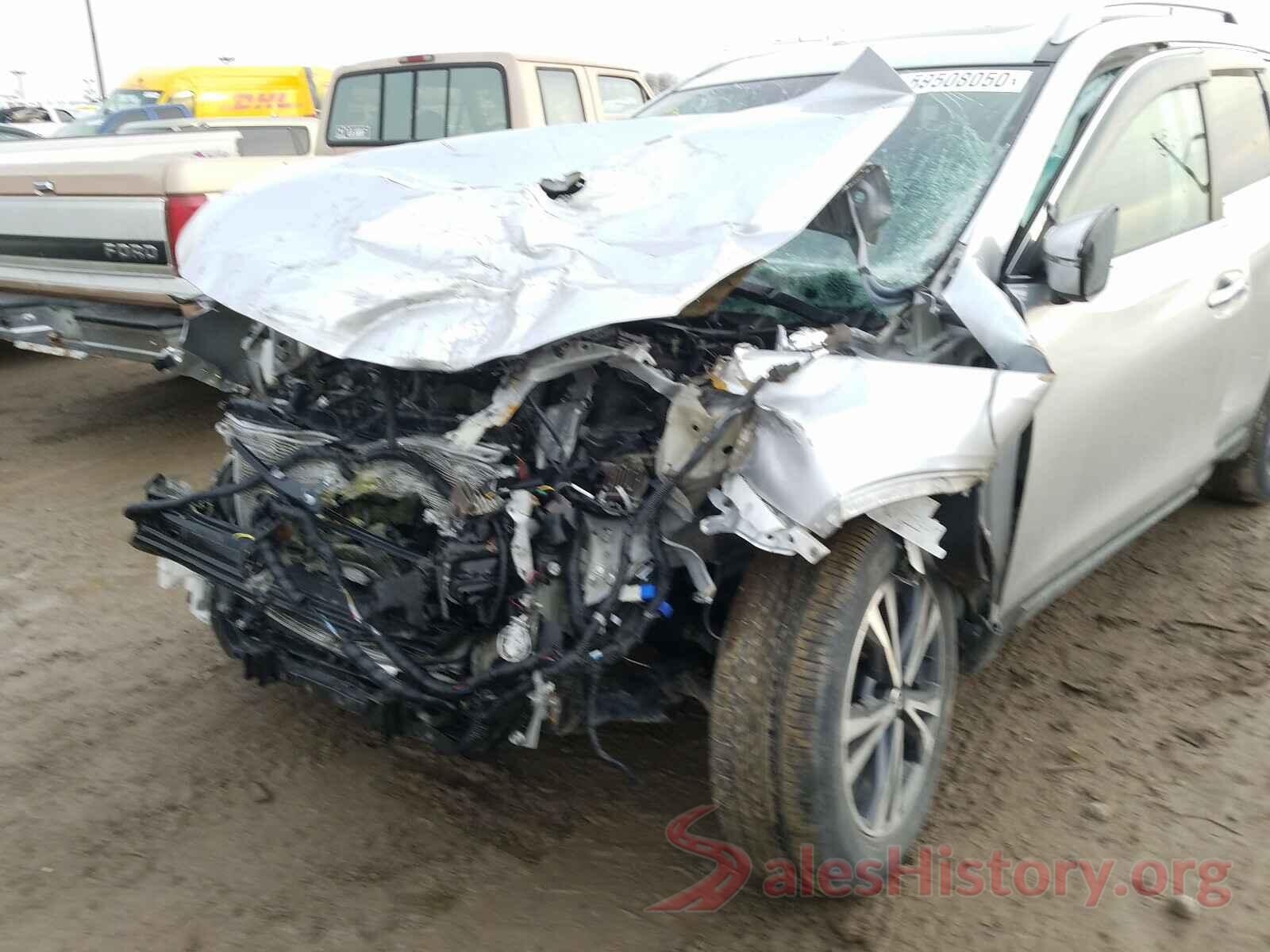 5N1AT2MV7HC825696 2017 NISSAN ROGUE