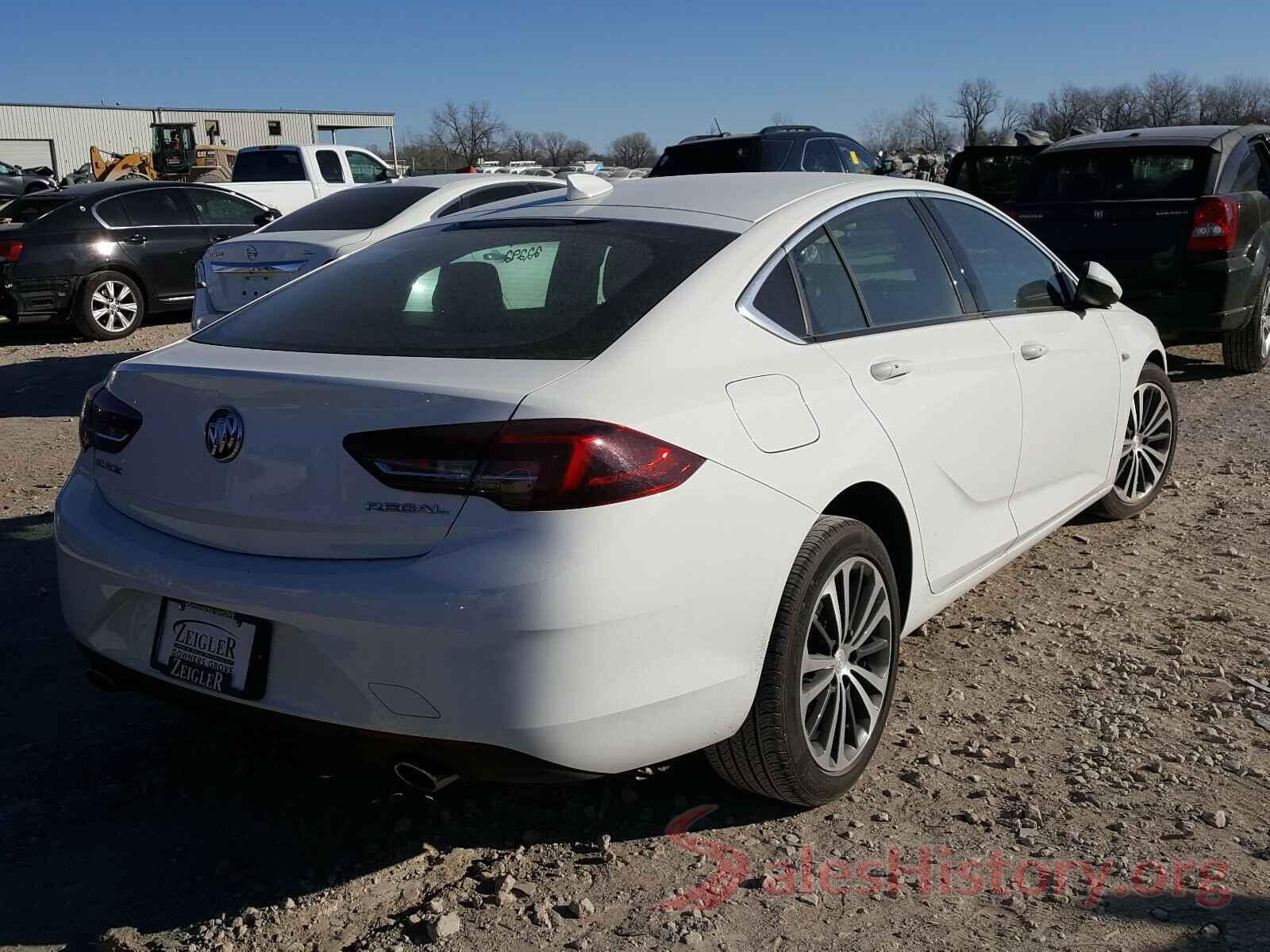 W04GP6SX8J1138043 2018 BUICK REGAL